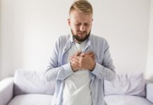 Jakie są objawy uszkodzonego modułu zapłonowego w skuterze?