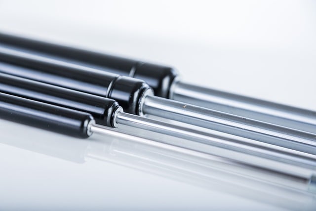 Dlaczego siłownik nie trzyma? Dlaczego siłownik nie trzyma?