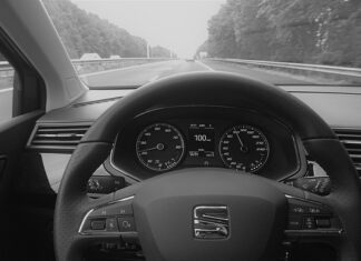 Jak włączyć tempomat w Citroen c4? Jak włączyć tempomat w Citroen c4?