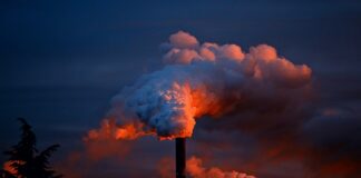 Czym przykryć komin wentylacyjny?