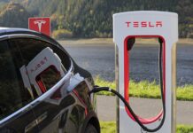 Czy Tesla Supercharger jest za darmo?