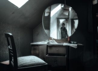 Jak uzyskać efekt lustra na lakierze? Jak uzyskać efekt lustra na lakierze?