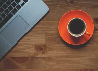 Jaki stół okrągły czy prostokątny?